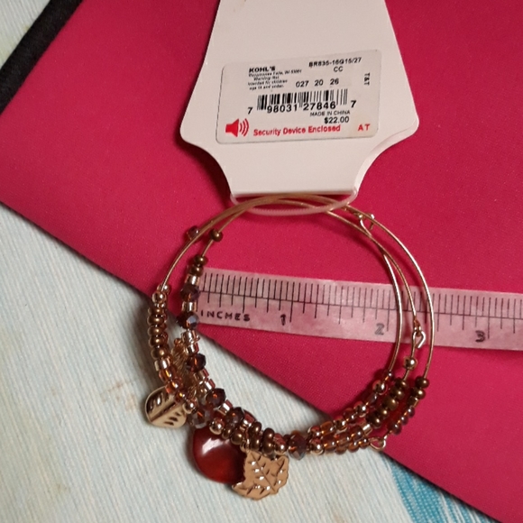 🌟3/$10 - Color Bracelets NWT - Picture 3 of 7